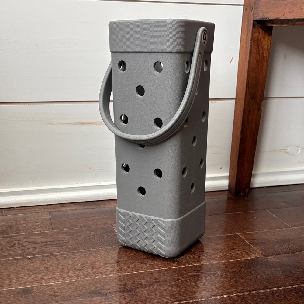 Bogg Bag wine holder